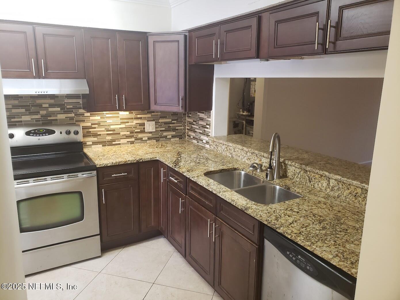 5615 San Juan Avenue - 1